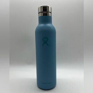Hydro Flask Sky Blue Stainless Steel Bottle 24 Ounces